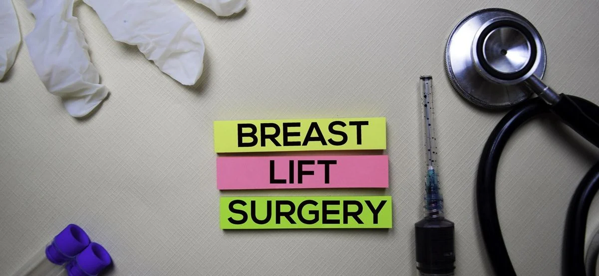 Cum se calculeaza pretul pentru lifting mamar